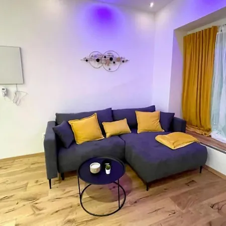 Moderne Stadtwohnung Naehe Stadthalle Apartment