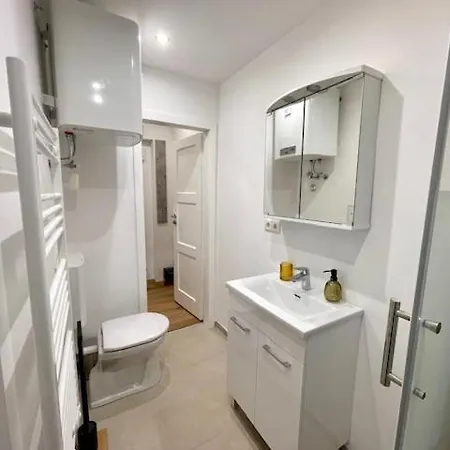 Moderne Stadtwohnung Naehe Stadthalle Apartamento