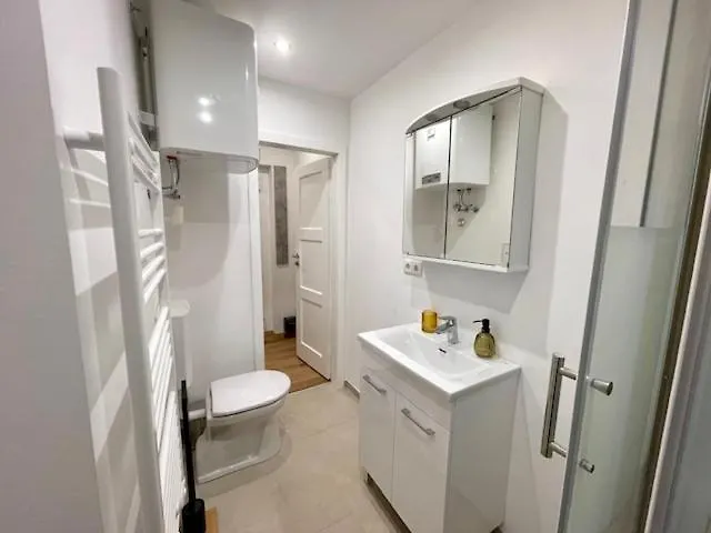 Moderne Stadtwohnung Naehe Stadthalle Lägenhet